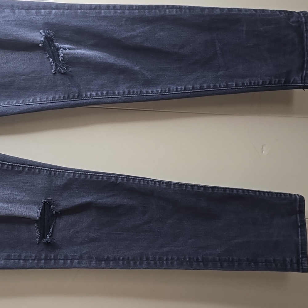 Distressed Gray Women Jeans American Eagle Outditters  28x30 - Picture 4 of 7